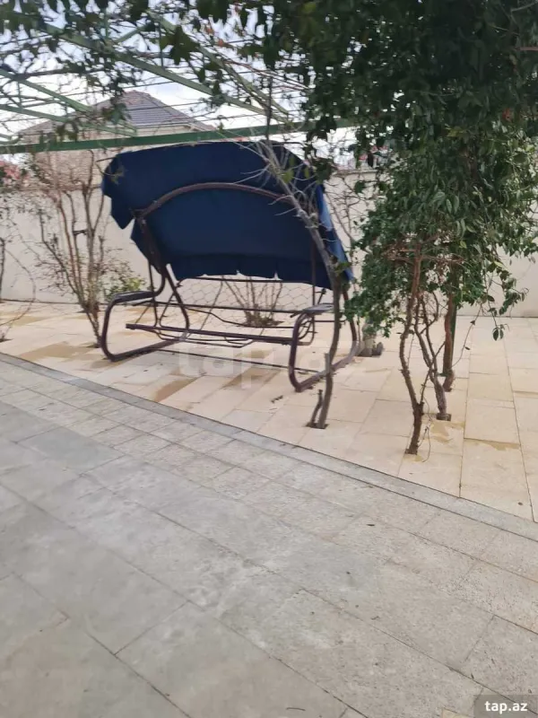 Kirayə verilir 7 otaqlı həyət evi