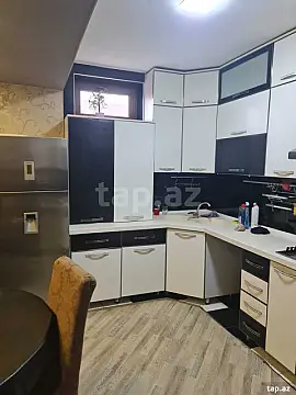 Kirayə verilir 7 otaqlı həyət evi