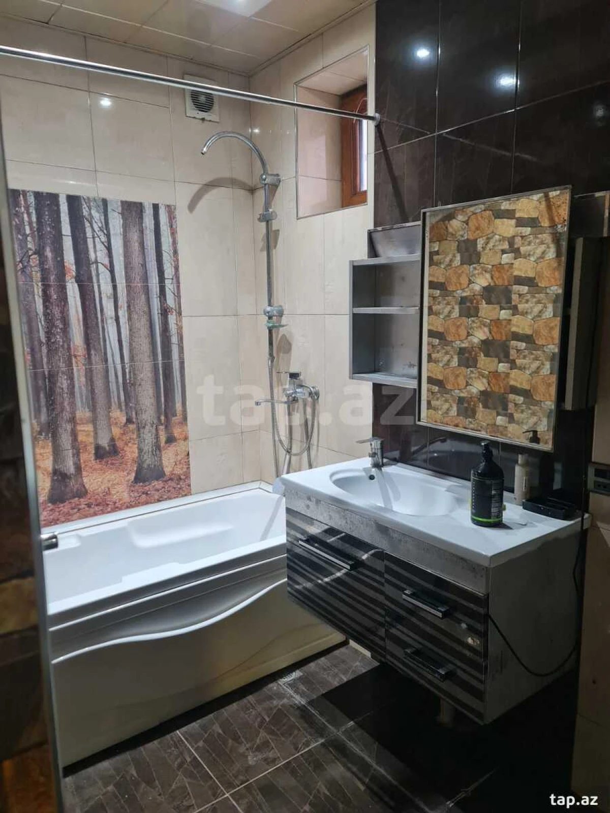 Kirayə verilir 7 otaqlı həyət evi