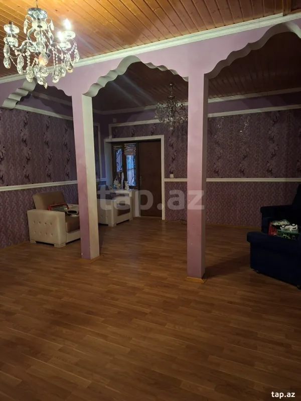 Satılır 4 otaqlı həyət evi