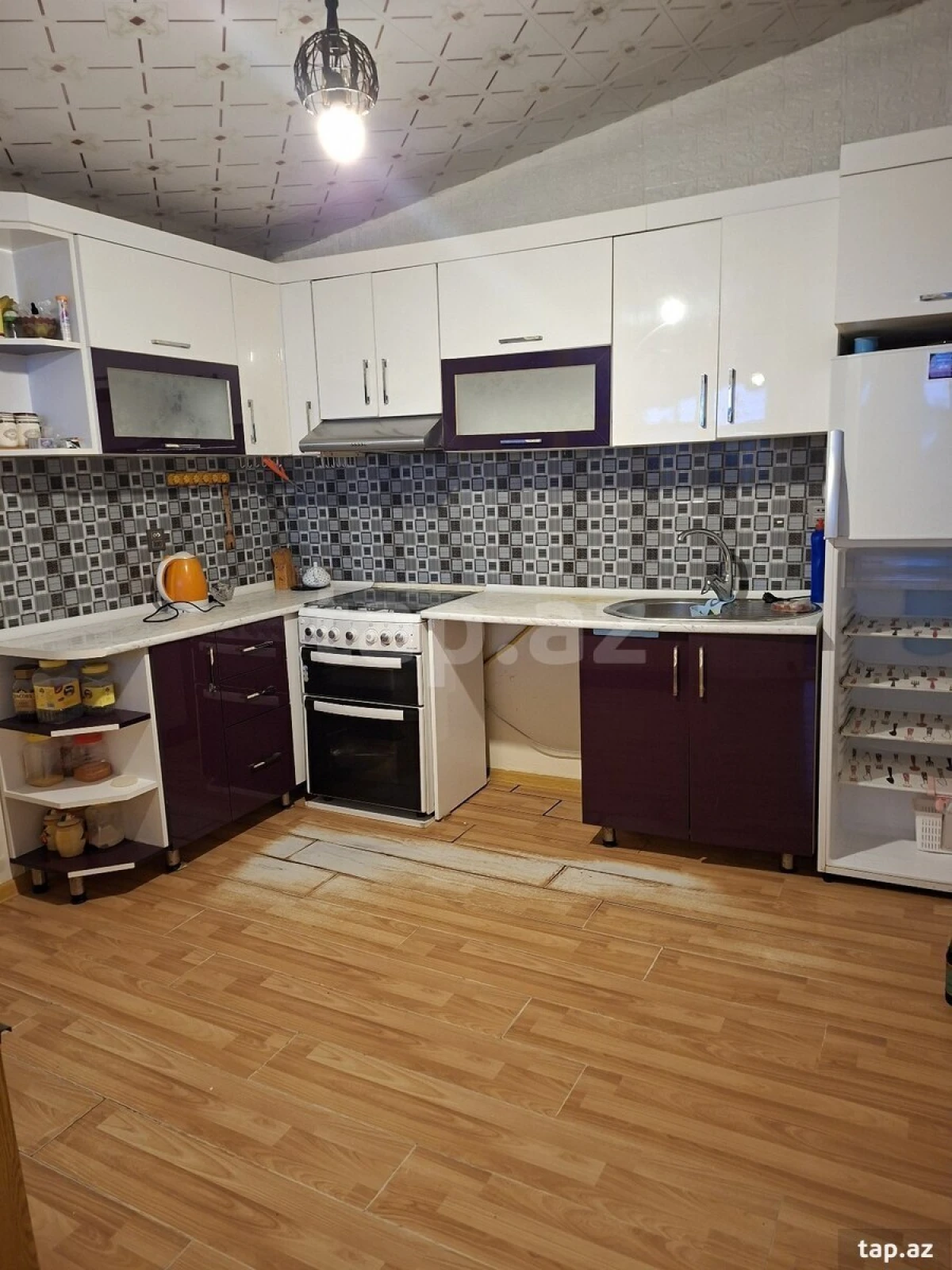 Satılır 4 otaqlı həyət evi