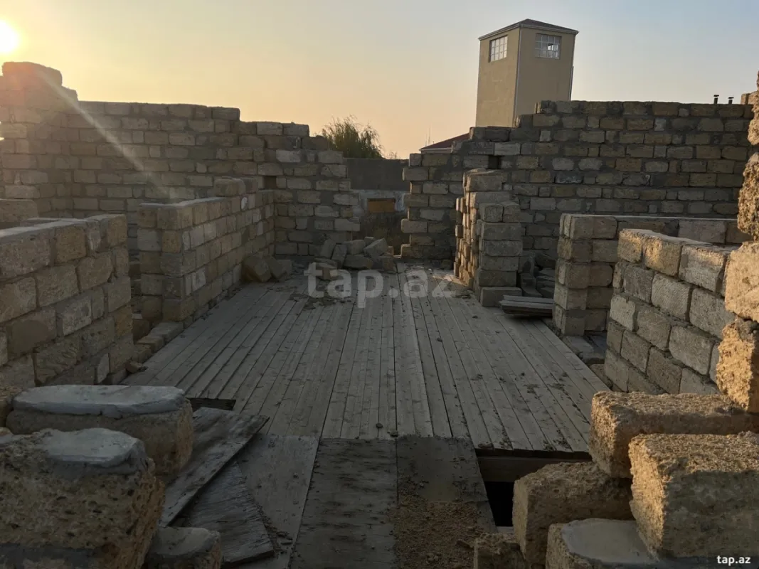 Satılır 3 otaqlı həyət evi