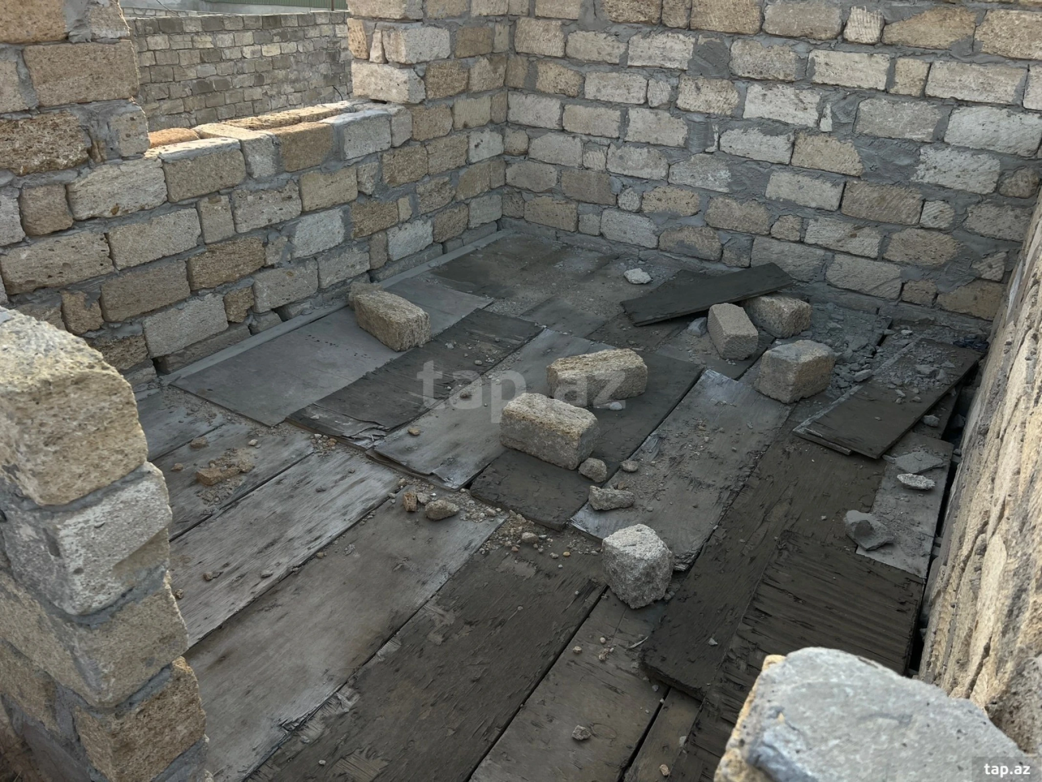 Satılır 3 otaqlı həyət evi