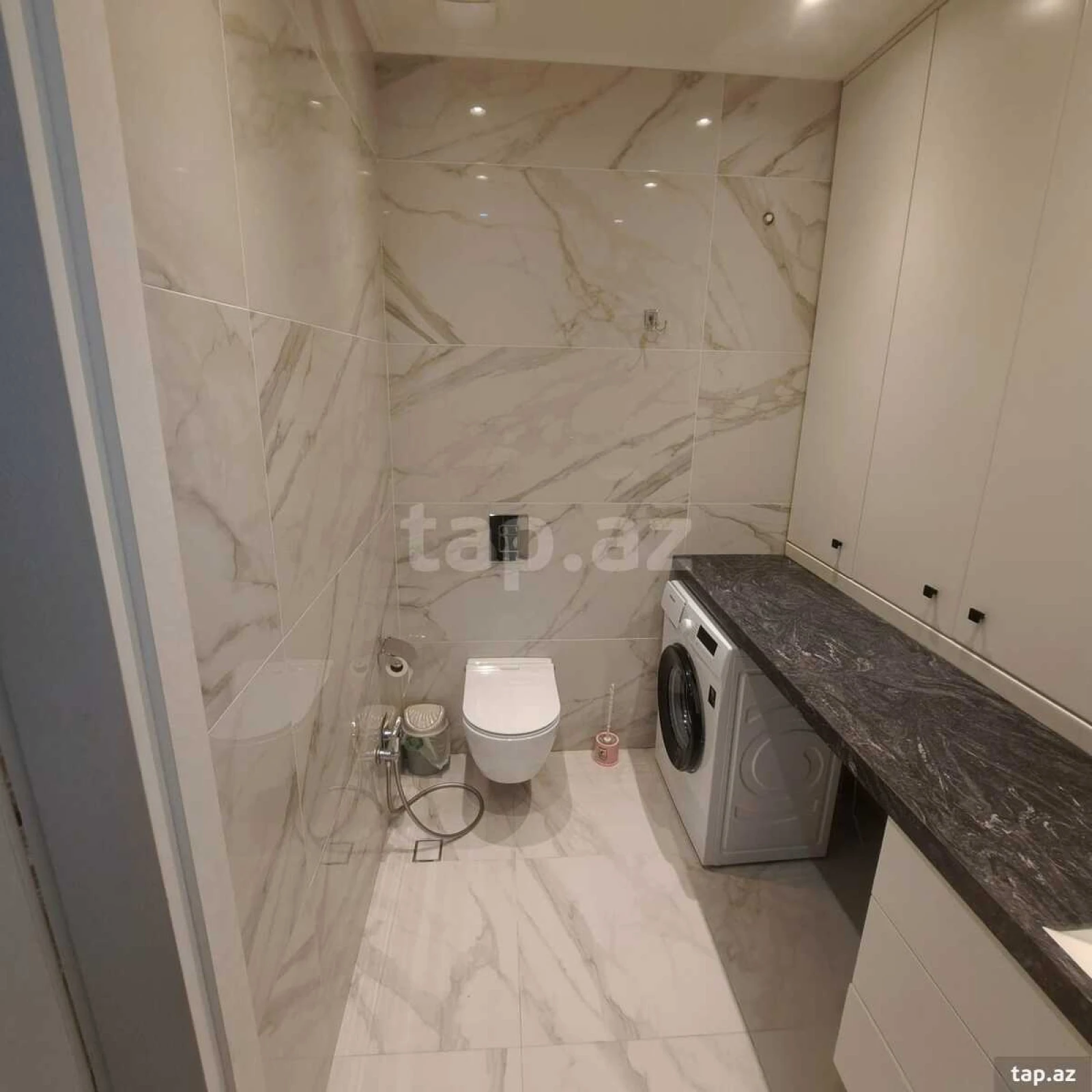 Kirayə verilir 3 otaqlı yeni tikili 120 m²