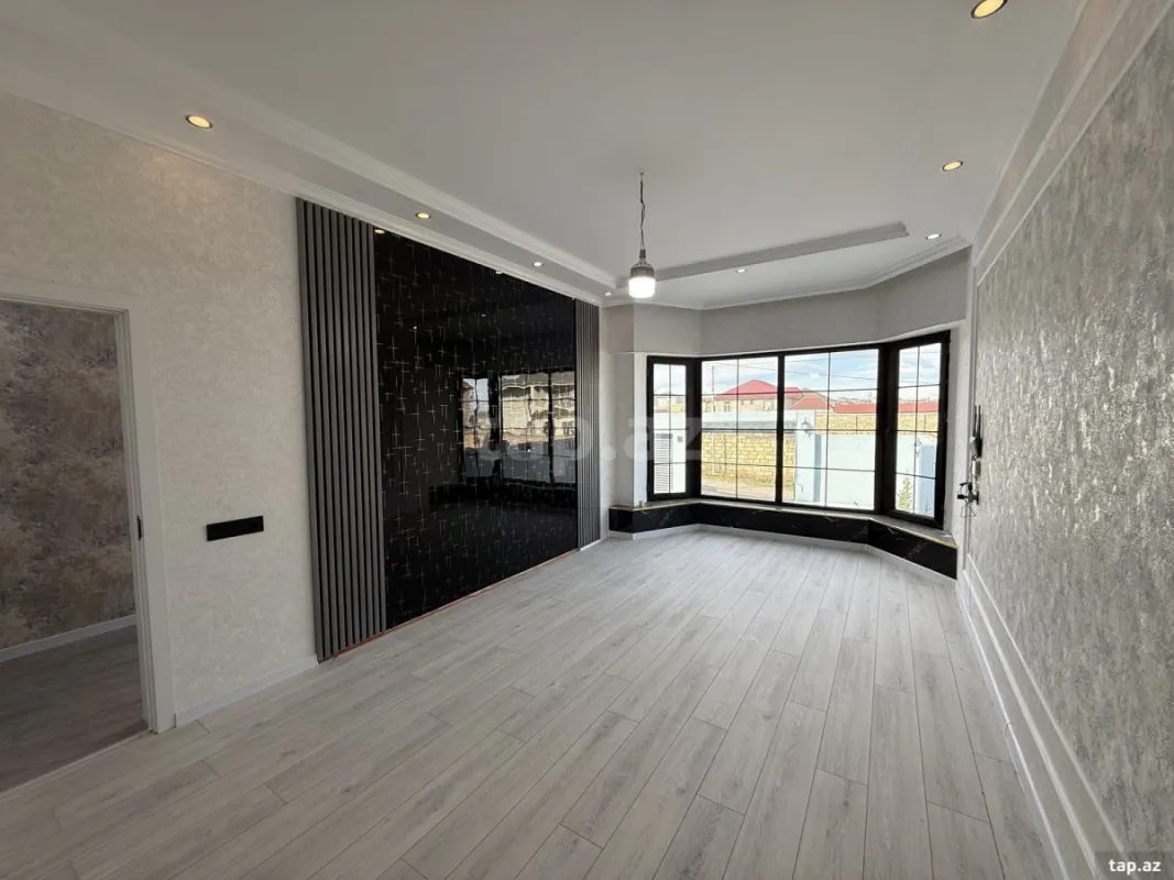 Satılır 4 otaqlı həyət evi