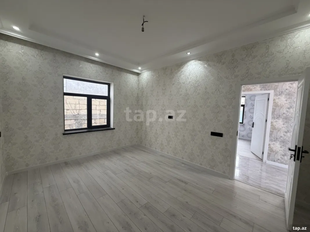 Satılır 4 otaqlı həyət evi