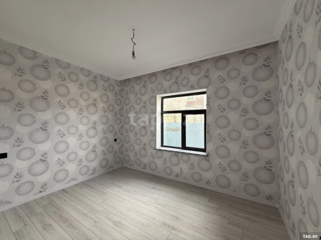 Satılır 4 otaqlı həyət evi