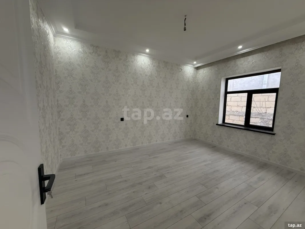 Satılır 4 otaqlı həyət evi