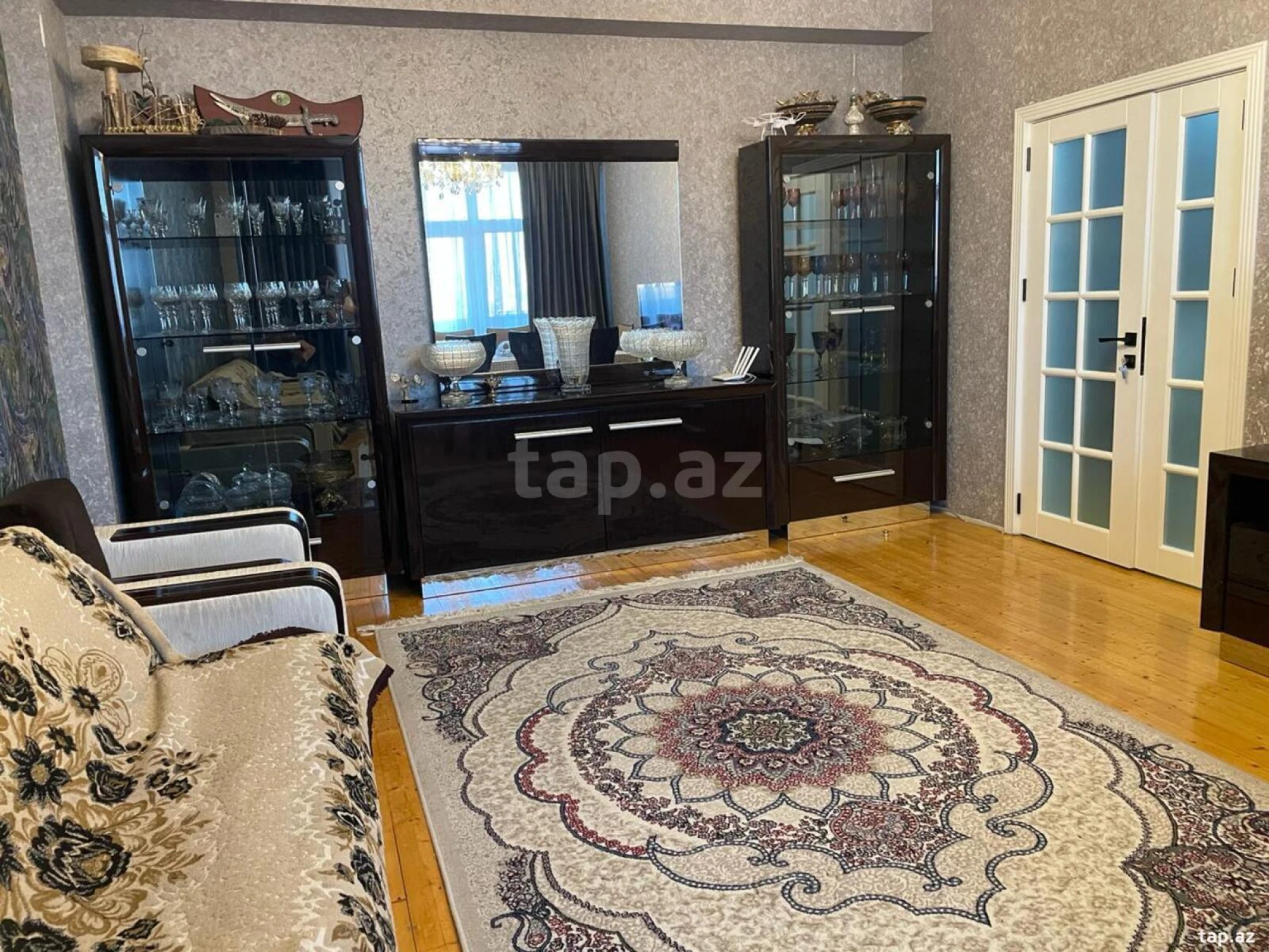 Satılır 2 otaqlı yeni tikili 90 m²