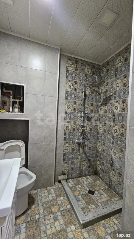 Kirayə verilir 2 otaqlı yeni tikili 55 m²