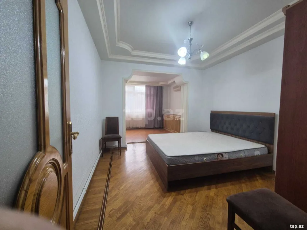 Kirayə verilir 2 otaqlı mənzil 60 m²