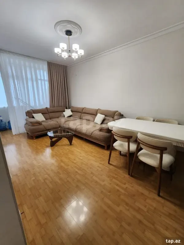 Kirayə verilir 2 otaqlı mənzil 45 m²