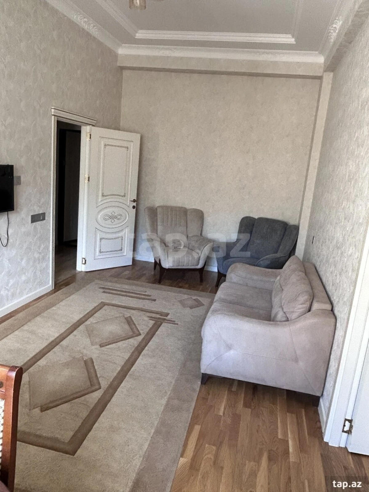 Kirayə verilir 2 otaqlı yeni tikili 46 m²