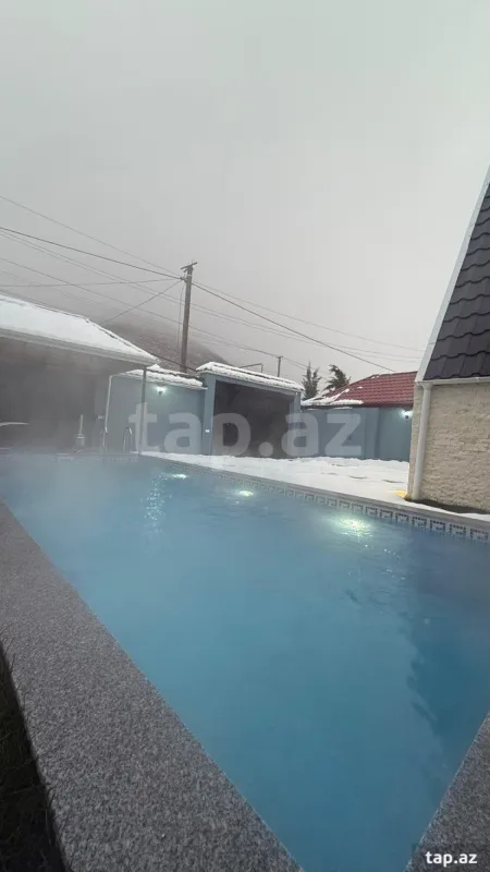 Kirayə verilir 4 otaqlı həyət evi 140 m²