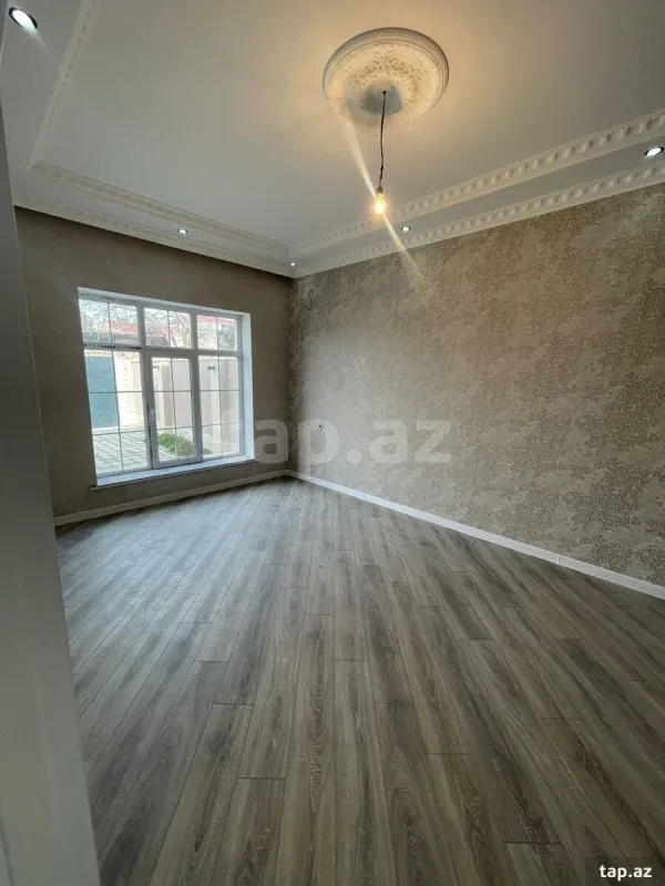 Satılır 5 otaqlı həyət evi