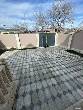 Satılır 5 otaqlı həyət evi