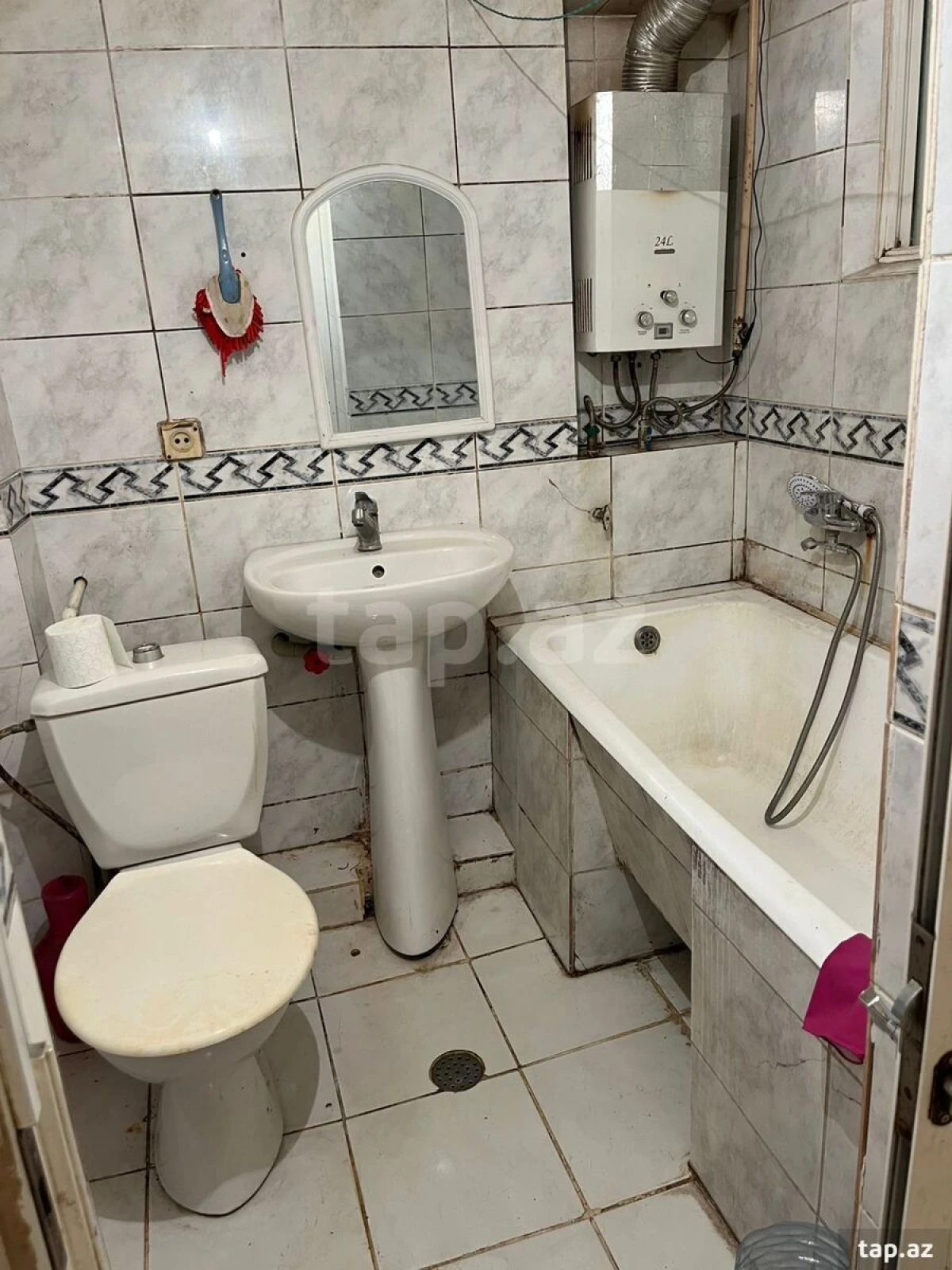 Kirayə verilir 2 otaqlı mənzil 60 m²