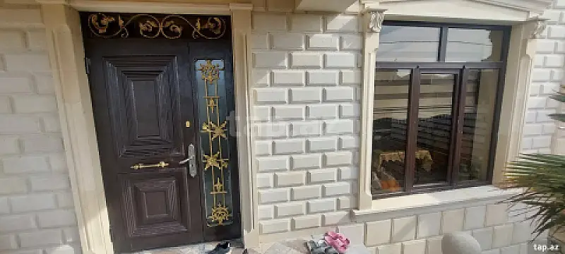 Satılır 4 otaqlı həyət evi