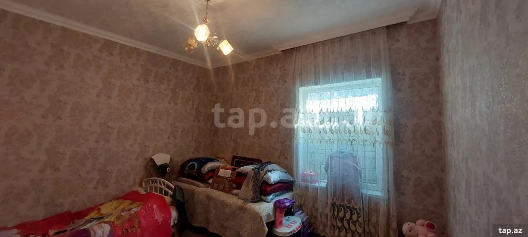 Satılır 4 otaqlı həyət evi