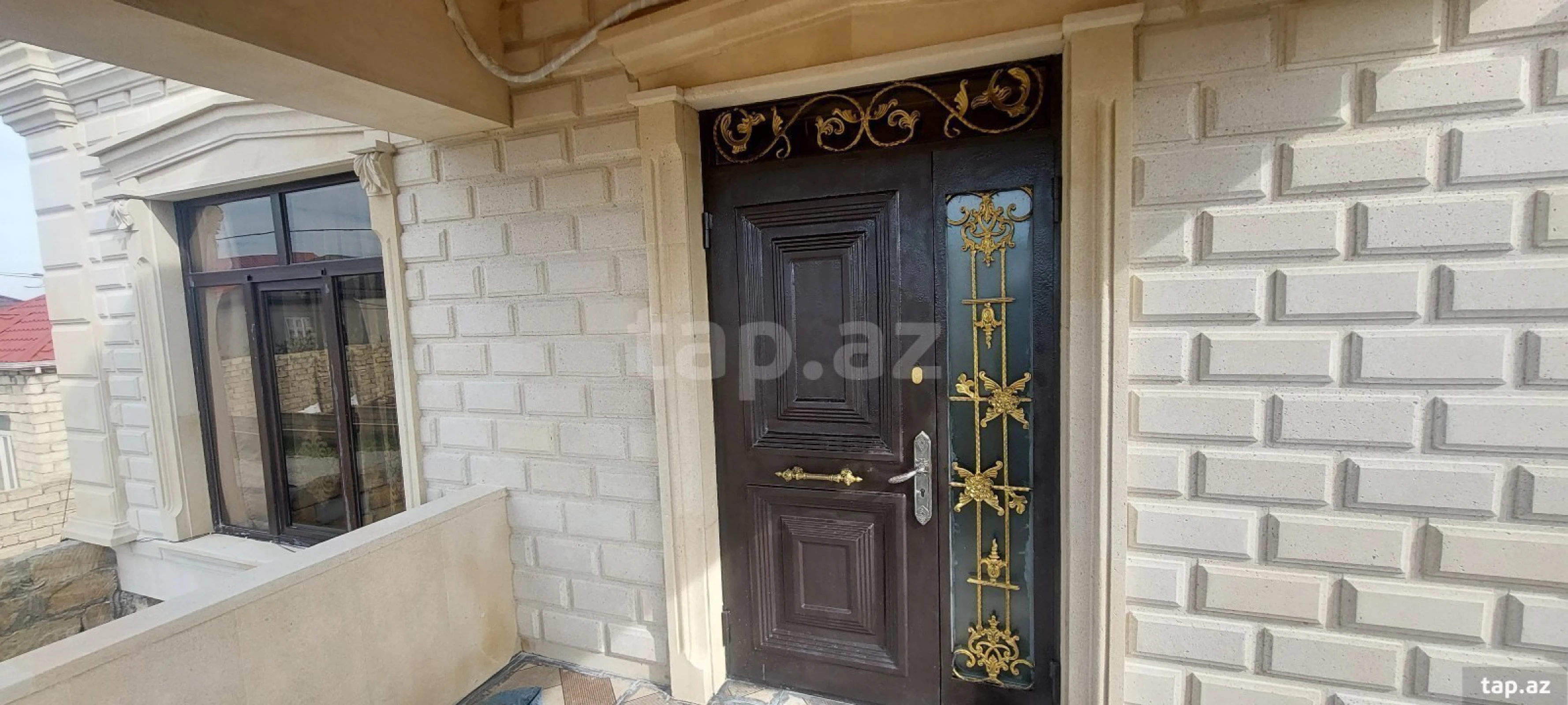 Satılır 4 otaqlı həyət evi