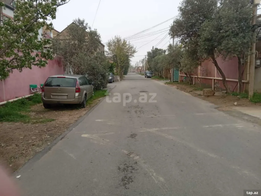 Satılır 4 otaqlı həyət evi