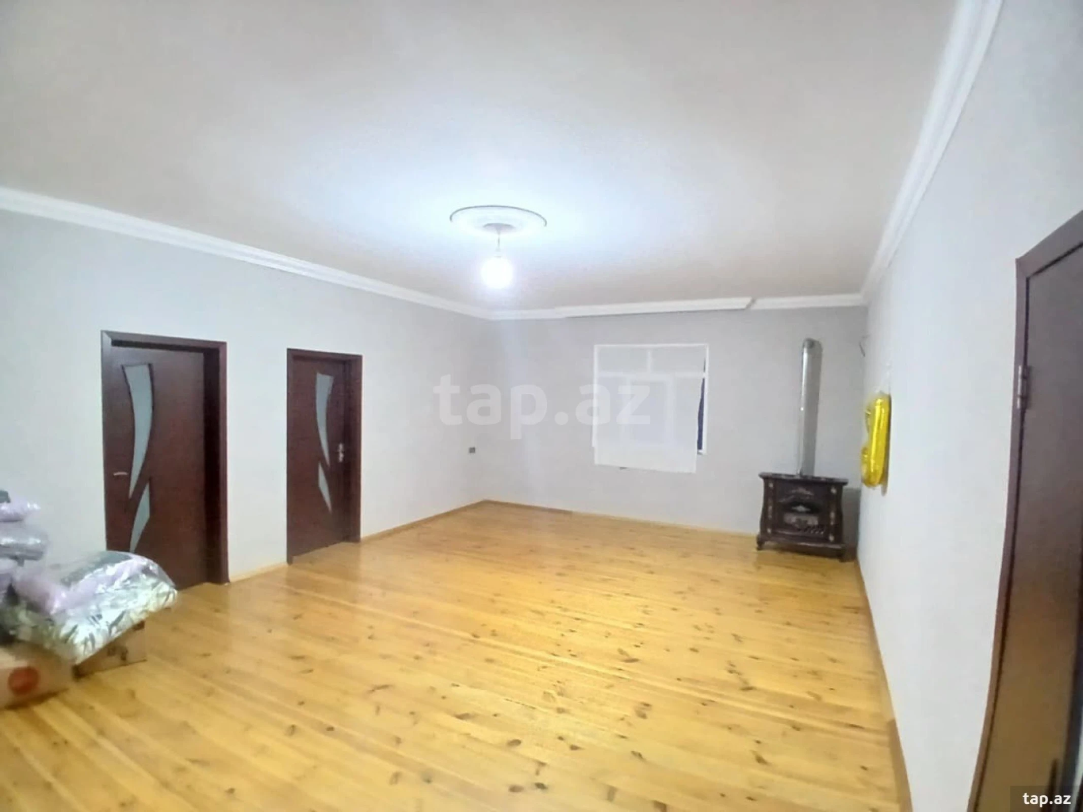 Satılır 4 otaqlı həyət evi