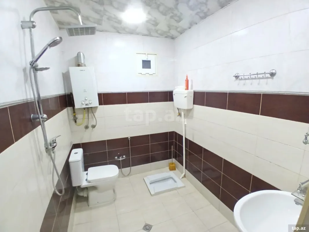 Satılır 4 otaqlı həyət evi