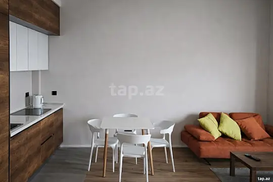 Satılır 2 otaqlı yeni tikili 78 m²