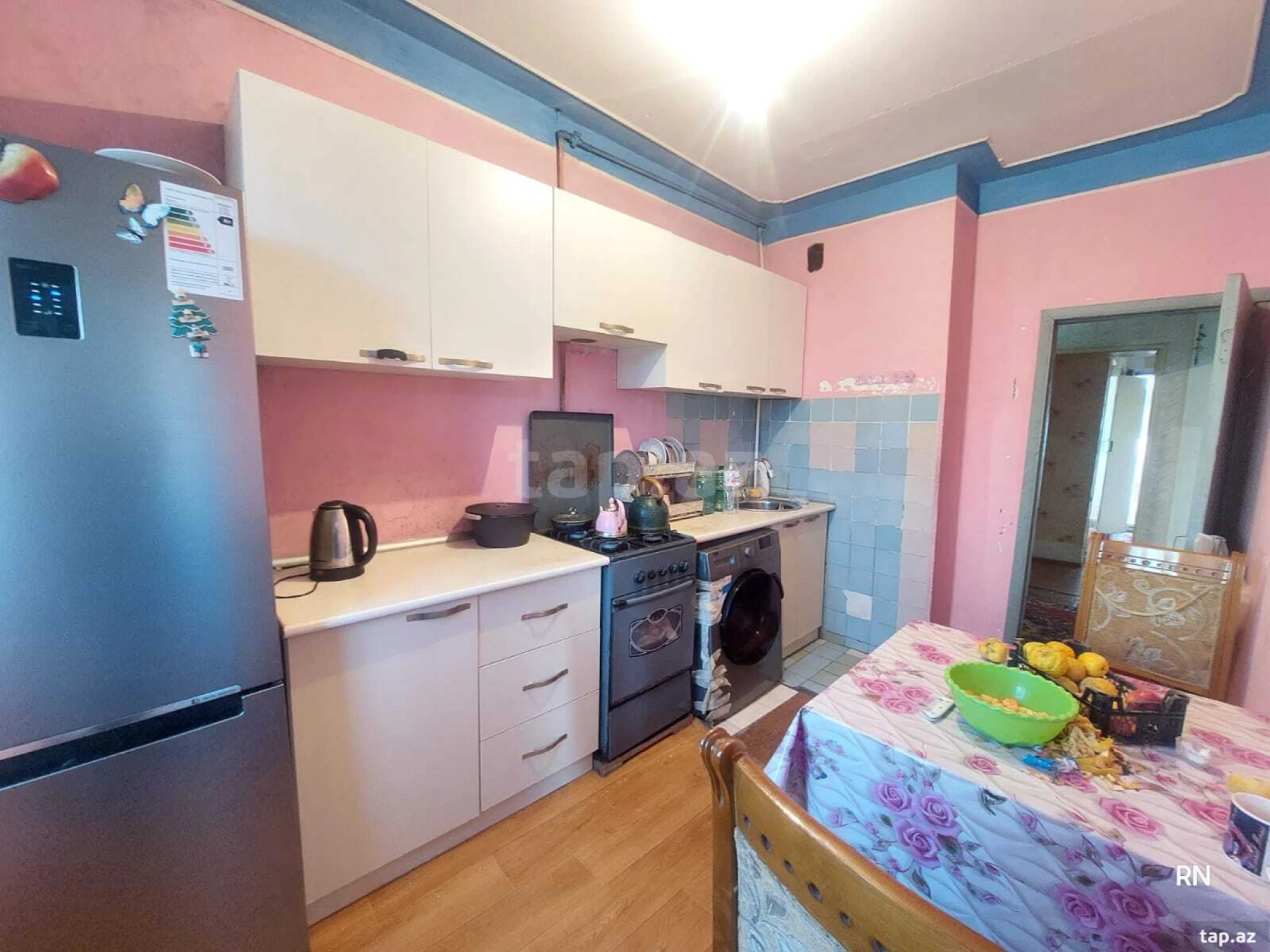 Satılır 4 otaqlı mənzil 90 m²