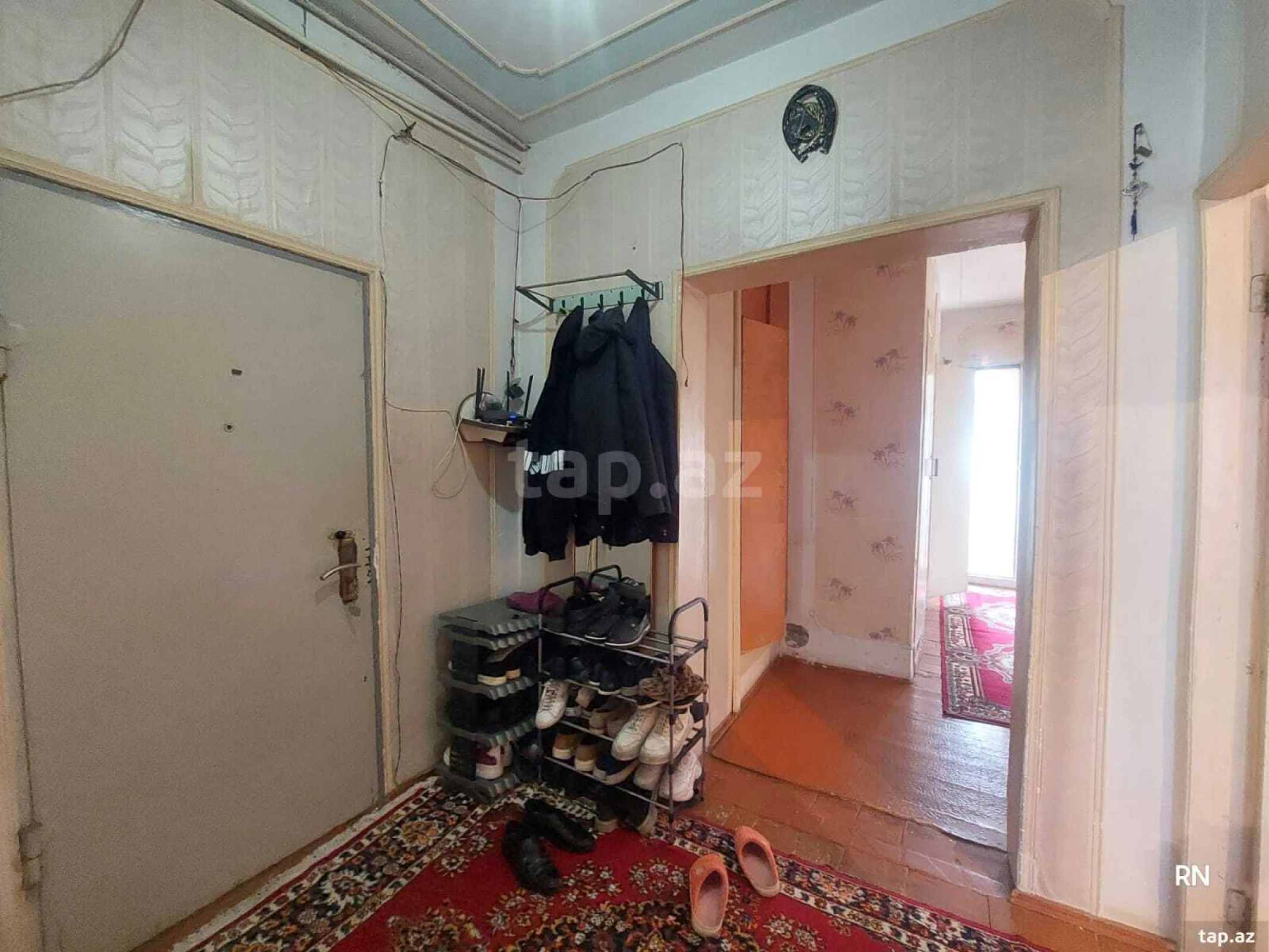 Satılır 4 otaqlı mənzil 90 m²