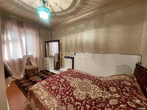 Satılır 4 otaqlı mənzil 90 m²