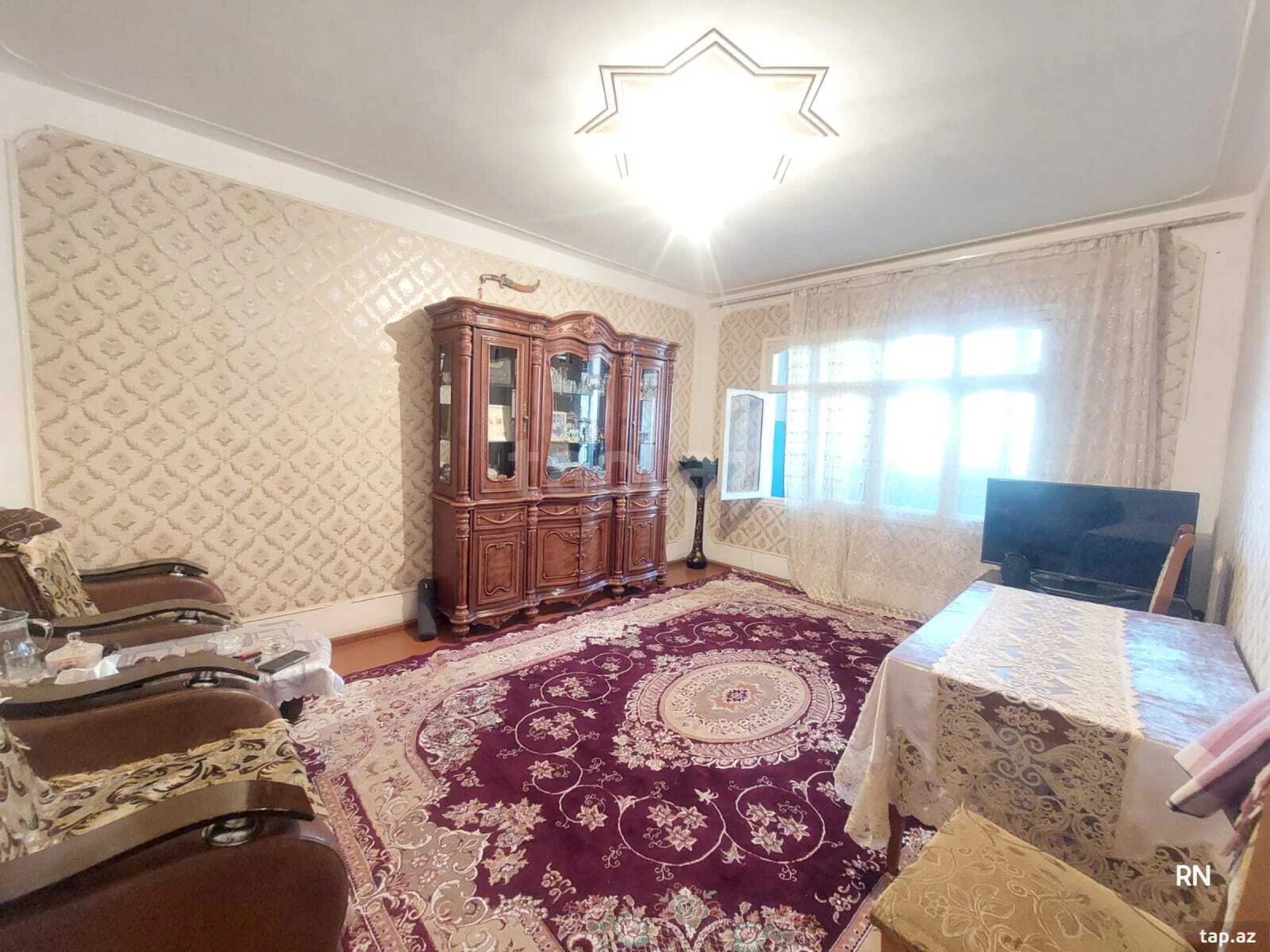 Satılır 4 otaqlı mənzil 90 m²