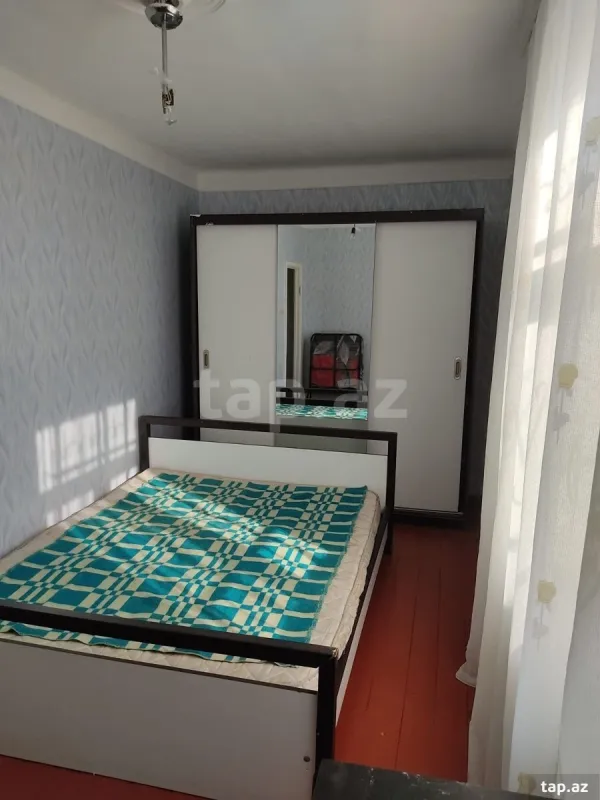 Satılır 2 otaqlı mənzil 42 m²
