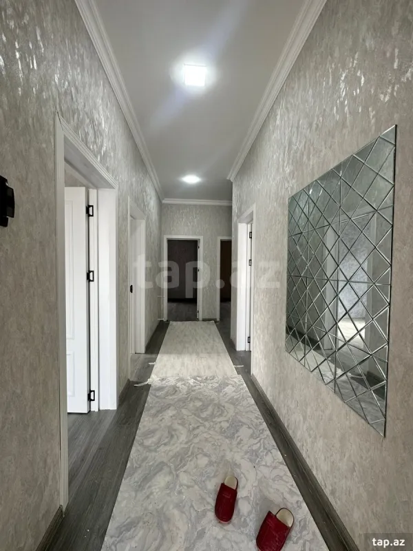 Satılır 4 otaqlı həyət evi