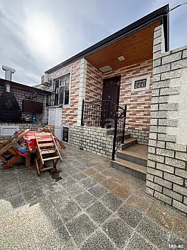 Satılır 2 otaqlı həyət evi 70 m² — Bakı, Binəqədi 2 otaq 70.00 m²