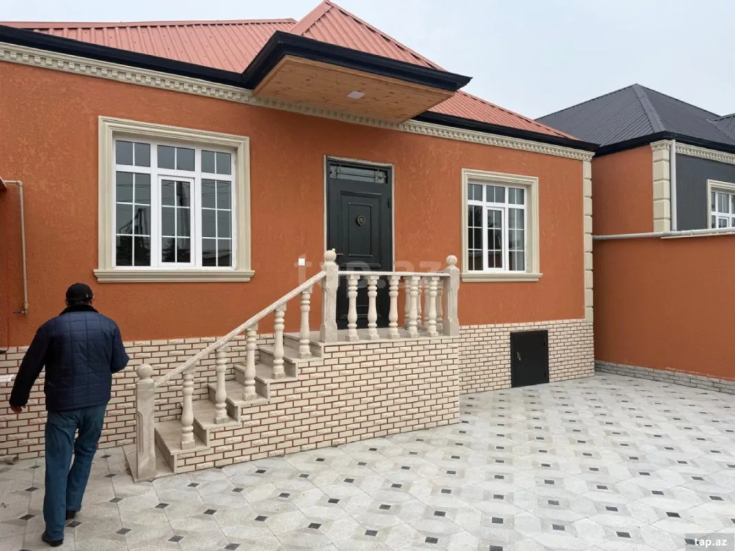 Satılır 3 otaqlı həyət evi