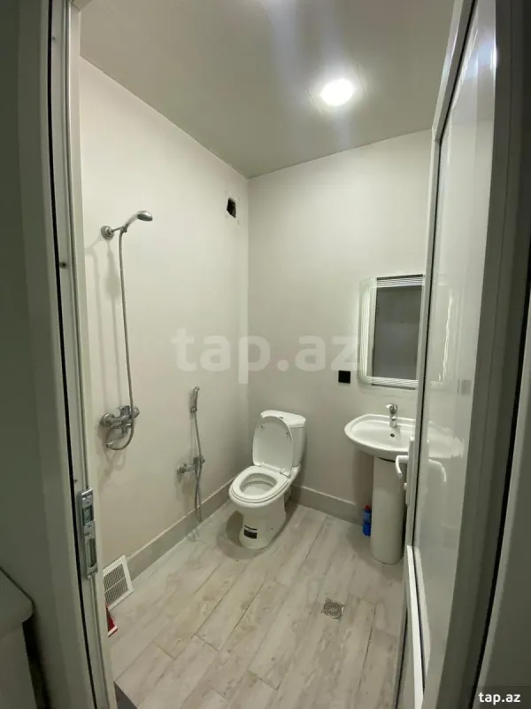 Kirayə verilir 2 otaqlı mənzil 45 m²