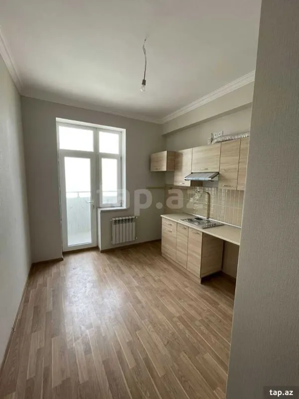 Satılır 4 otaqlı yeni tikili 100 m²