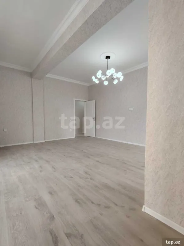Satılır 3 otaqlı yeni tikili 90 m²