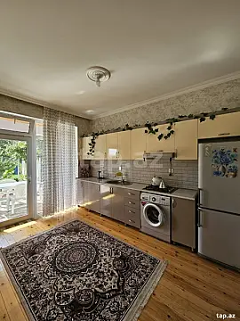 Kirayə verilir 4 otaqlı həyət evi