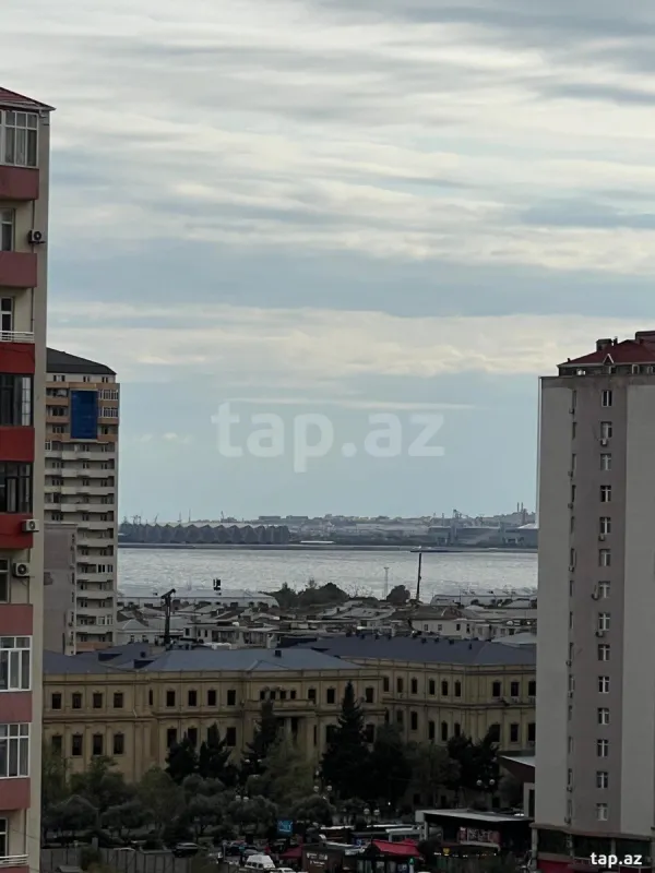 Kirayə verilir 2 otaqlı yeni tikili 65 m²