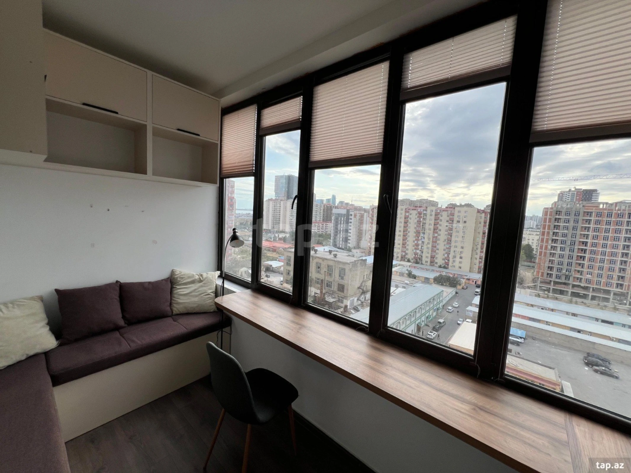 Kirayə verilir 2 otaqlı yeni tikili 65 m²