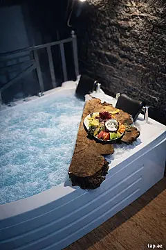 Kirayə verilir 4 otaqlı həyət evi