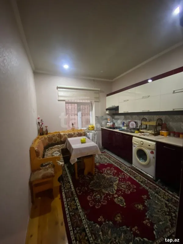 Satılır 4 otaqlı həyət evi