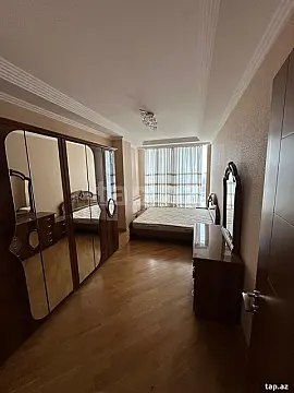 Kirayə verilir 2 otaqlı yeni tikili 80 m²