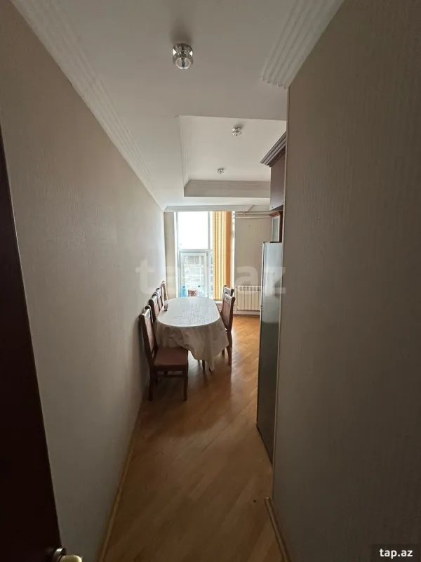 Kirayə verilir 2 otaqlı yeni tikili 80 m²