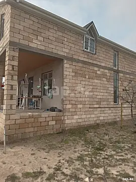 Satılır 5 otaqlı həyət evi