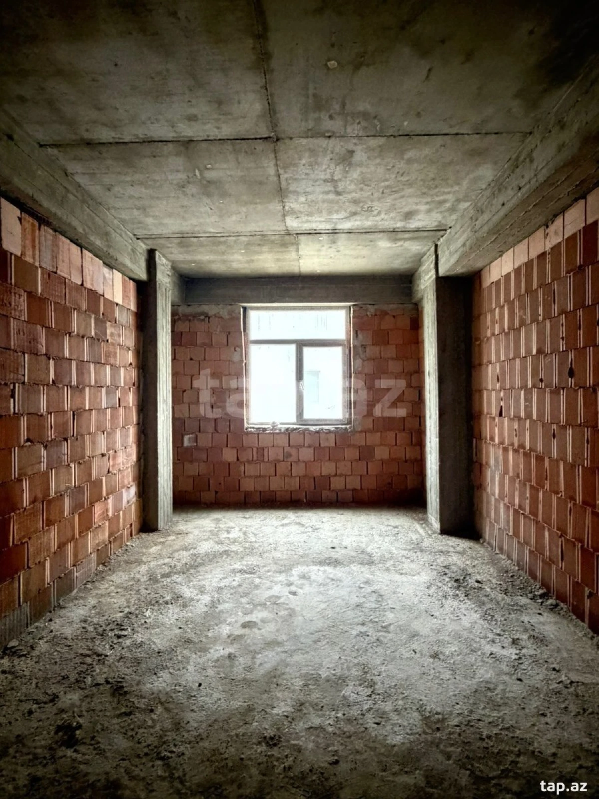 Satılır 1 otaqlı yeni tikili 35 m²