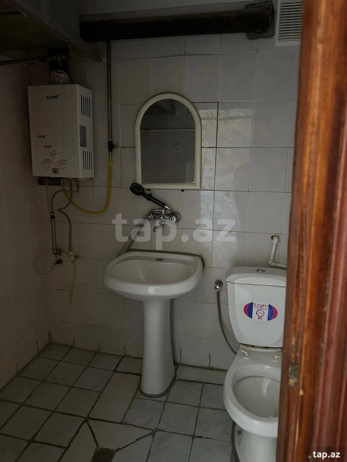 Satılır 3 otaqlı mənzil 62 m²