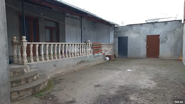 Satılır 3 otaqlı həyət evi — Gəncə 3 otaq